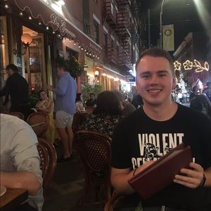 Meet your Posher, Taylor